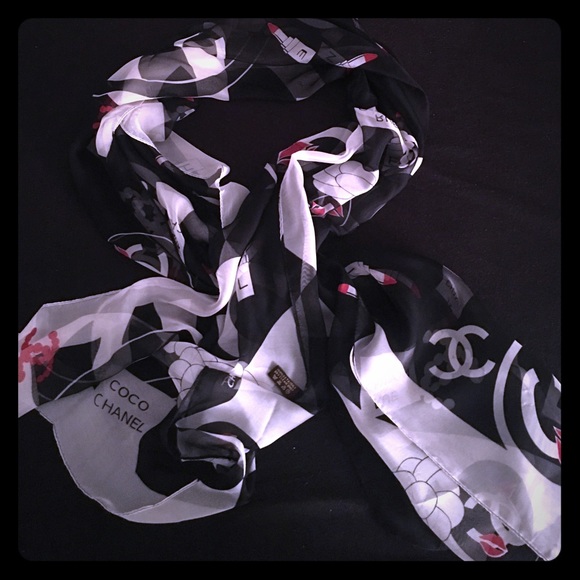 CHANEL Accessories - Sheer Chanel scarf